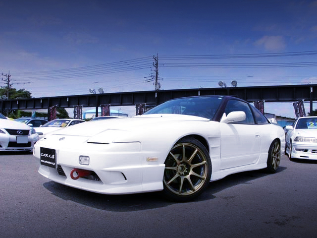 FRONT EXTERIOR OF 180SX TYPE-X.