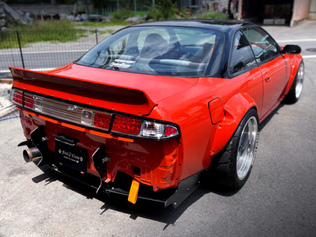 REAR EXTERIOR OF S14 SILVIA with BOSS V2 KIT.