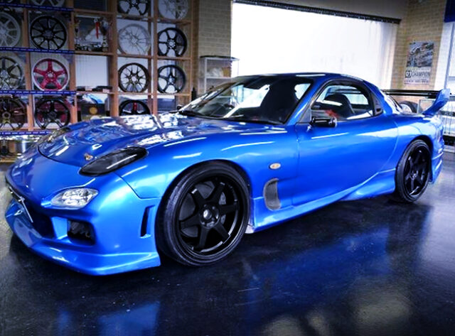 FRONT SIDE EXTERIOR OF FD3S MAZDA RX-7 TYPE-R.