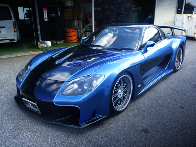 FRONT EXTERIOR OF VeilSide FORTUNE RX-7.