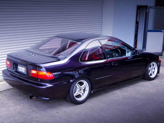 REAR EXTERIOR OF EJ1 CIVIC COUPE.