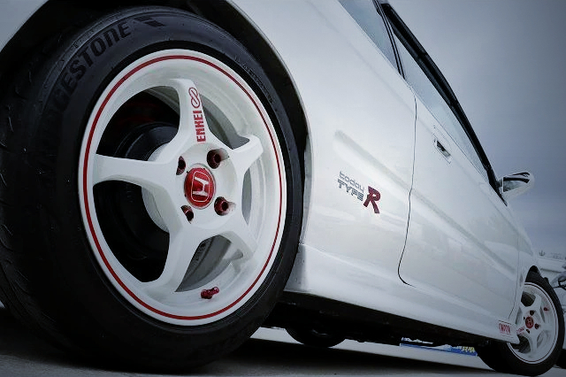 ENKEI WHEEL and TODAY TYPE-R DECAL.