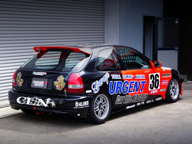 REAR EXTERIOR OF EK9 CIVIC TYPE-R.