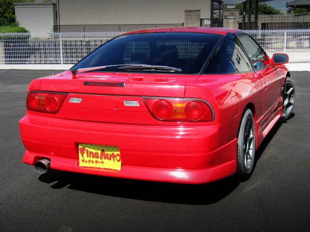 REAR EXTERIOR OF 180SX TYPE-S.