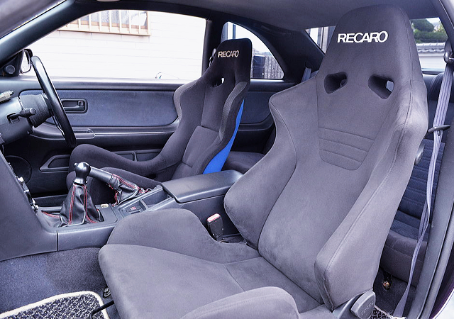 RECARO SEATS of R33 GT-R INTERIOR.