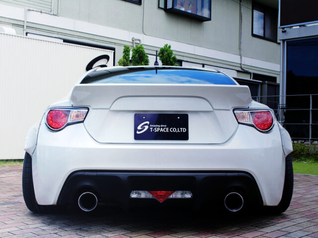 REAR TAIL LIGHT OF TOYOTA 86 GT LMITED with ROCKET BUNNY WIDEBODY.