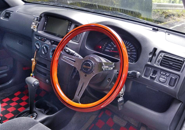 DRIVER'S DASHBOARD of 1st Gen SUCCEED INTERIOR.