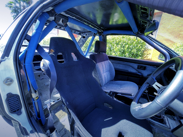 TWO-SEATER CONVERSION of AE86 LEVIN GT-APEX INTERIOR.