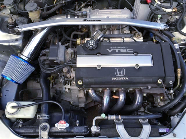 B16A 1600cc VTEC ENGINE.