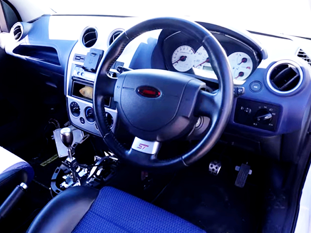 DRIVER'S SIDE INTERIOR of FORD FIESTA ST150.