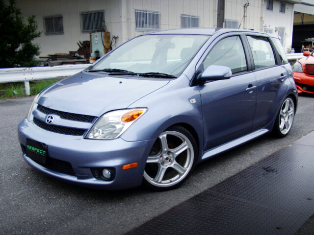 FRONT EXTERIOR of NCP61 TOYOTA ist 1.5 A-S.
