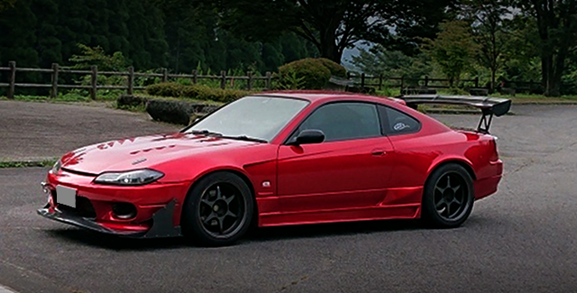 FRONT LEFT-SIDE EXTERIOR of S15 SILVIA SPEC-R.
