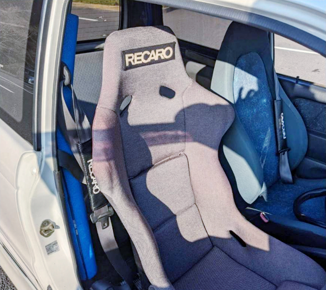 DRIVER'S RECARO FULL BACKET SEAT.