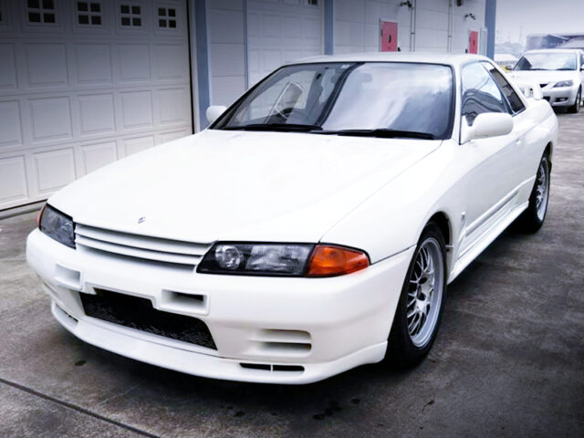 FRONT EXTERIOR of R32 GT-R.