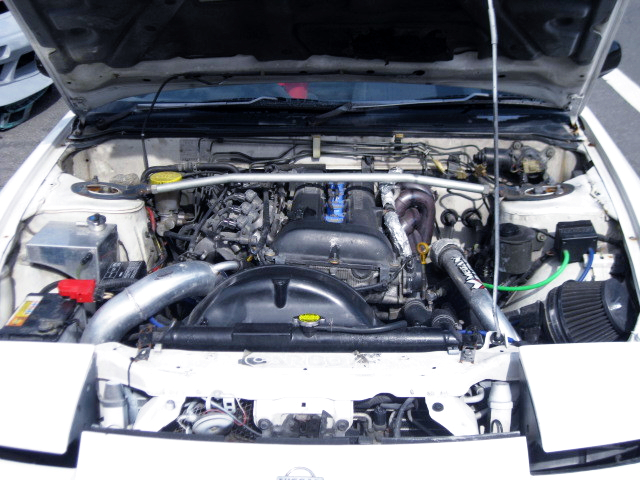 SR20DET BLACKTOP non-VCT ENGINE with HKS GT-RS TURBO into 180SX ENGINE ROOM.