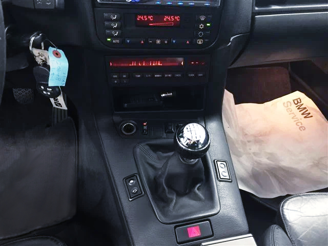 6-SPEED MANUAL TRANSMISSION of E36 BMW M3 COUPE.