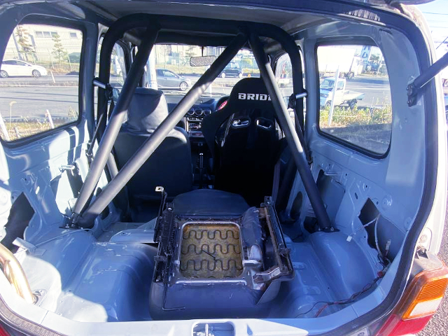 ROLL BAR and TWO-SEATER of HD11V ALTO VAN.