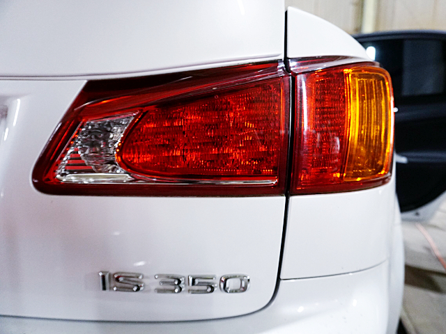 REAR TAIL LIGHT of GSE21 LEXUS IS350 Ver L.