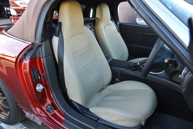 INTERIOR SEATS of NCEC ROADSTER.
