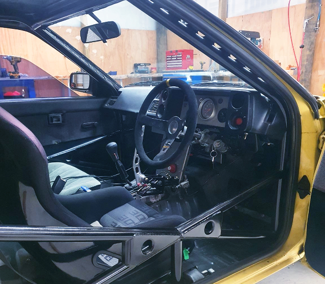 DRIVER'S SIDE INTERIOR of AE85 LEVIN.