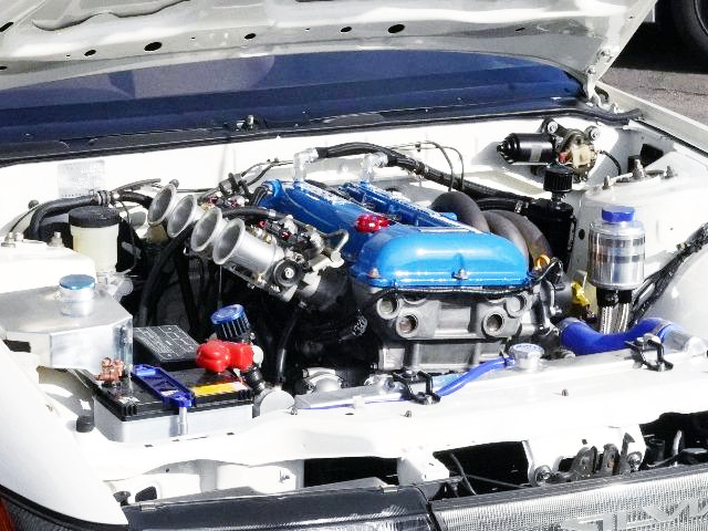 TOMEI SR20 ENGINE with ITBs.