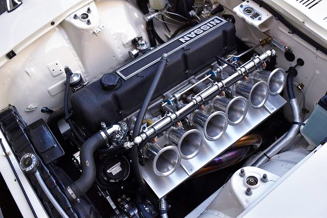 3.1L STROKED L28 With INDIVIDUAL THROTTLE BODIES.