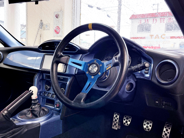 DRIVER'S SIDE DASHBOARD of 1st Gen TOYOTA 86 GT.