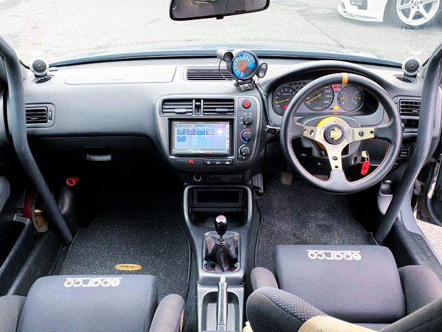 DASH AVOID ROLL CAGE SEAT UP of EK9 CIVIC TYPE-R INTERIOR.