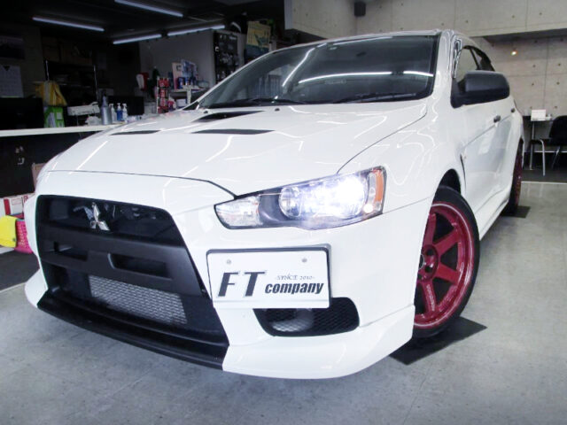 FRONT EXTERIOR of EVO 10 RS.