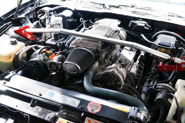 L98 5.7L V8 ENGINE.