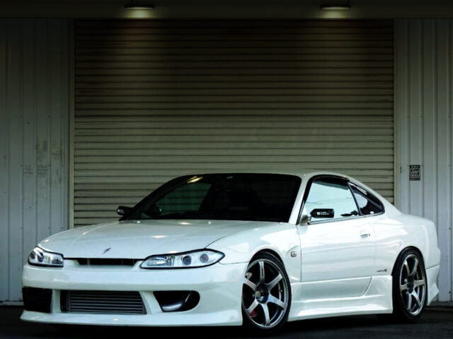FRONT EXTERIOR of S15 SILVIA SPEC-R V-PACKAGE.