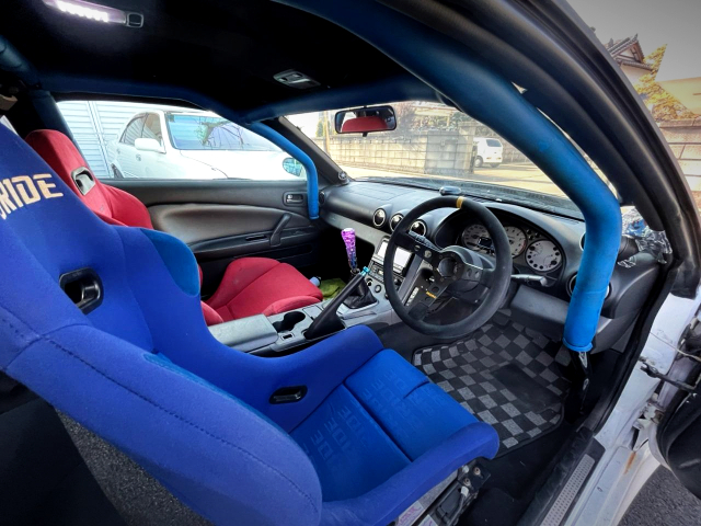 DASH AVOID ROLL CAGE SEAT UP to S15 SILVIA INTERIOR.
