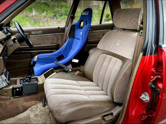 DRIVER'S SPARCO FULL BUCKET SEAT SET UP to GX71 CRESTA INTERIOR.