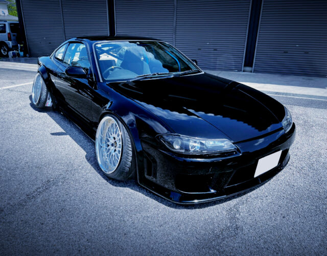 FRONT EXTERIOR of CARMBER S15 SILVIA SPEC-S G-PACKAGE.