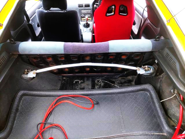 REAR LUGGAGE SPACE of 180SX.