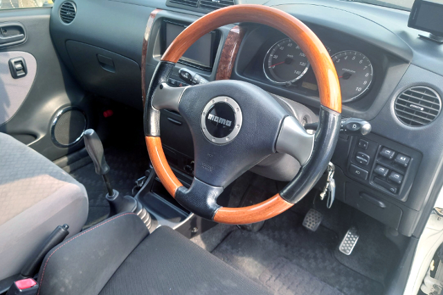 DASHBOARD and MOMO STEERING of L260S MIRA AVY L.