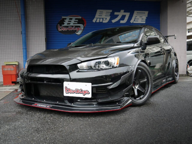 FRONT EXTERIOR of VARIS WIDEBODY LANCER EVOLUTION 10.