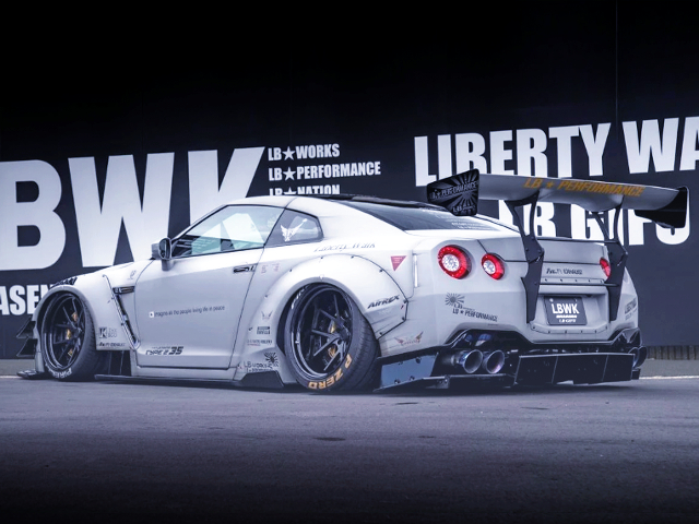 REAR EXTERIOR of LB FIGHTER WORKS R35 GT-R.