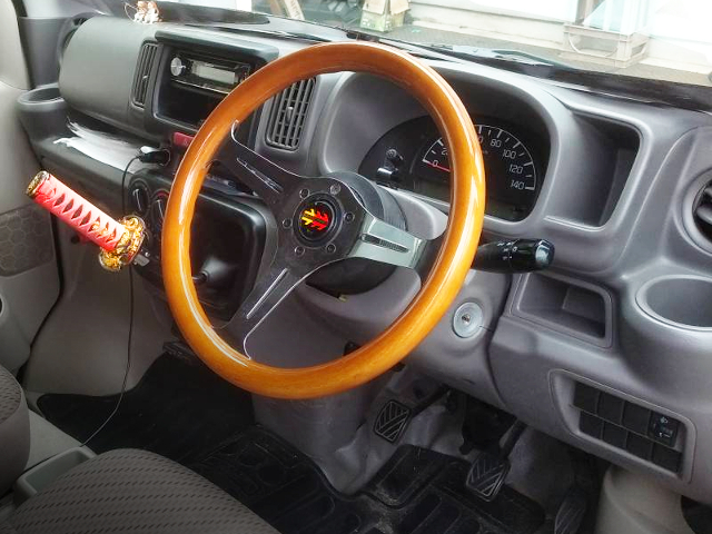DASHBOARD and WOOD STEERING.