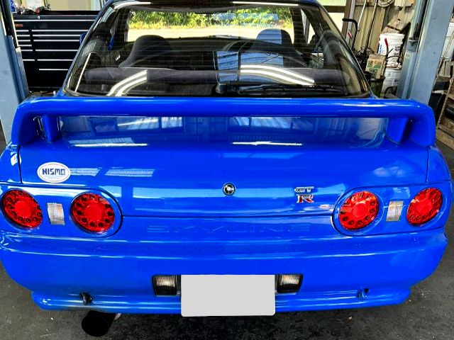 REAR EXTERIOR of CALSONIC BLUE R32 GT-R.