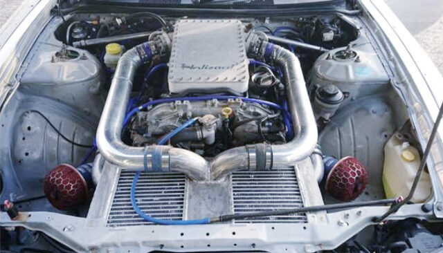 VQ35HR 3.5L V6 TWIN TURBO ENGINE.