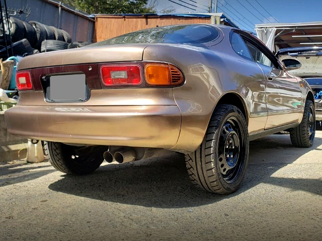 REAR EXTERIOR of LIFTED ST183 CELICA GT-R 4WS.