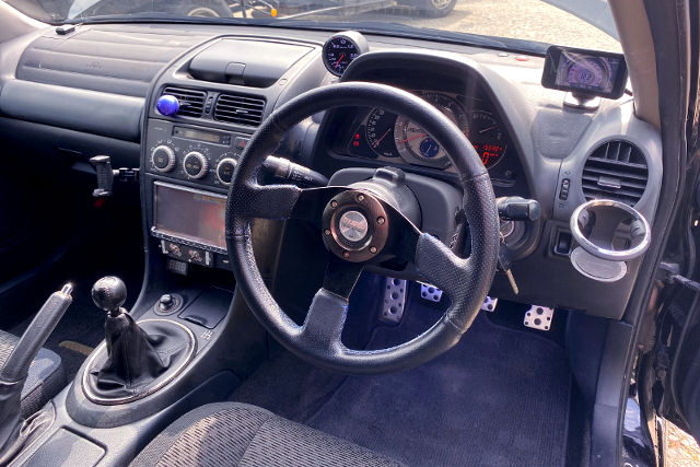 DASHBOARD and D1SPEC STEERING.