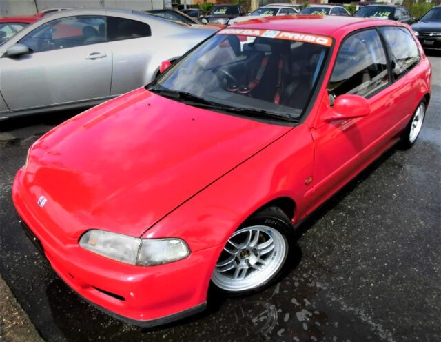 FRONT EXTERIOR of EG6 CIVIC SiR2.