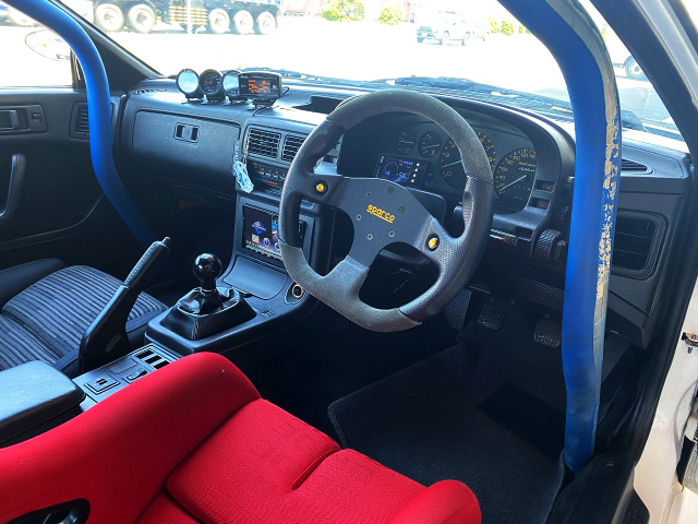 STEERING and DASHBOARD of FC3S RX-7.