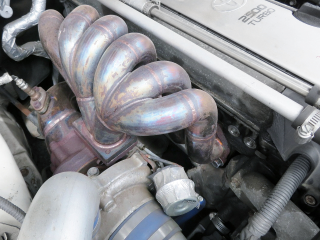 HKS GT2835R TURBO on EXHAUST MANIFOLD.