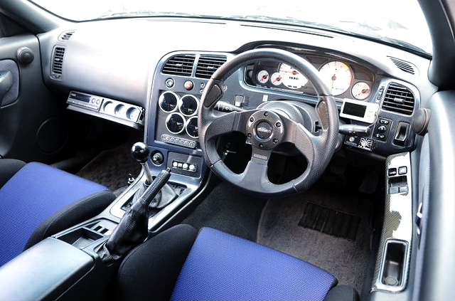 INTERIOR DASHBOARD of R33 GT-R.