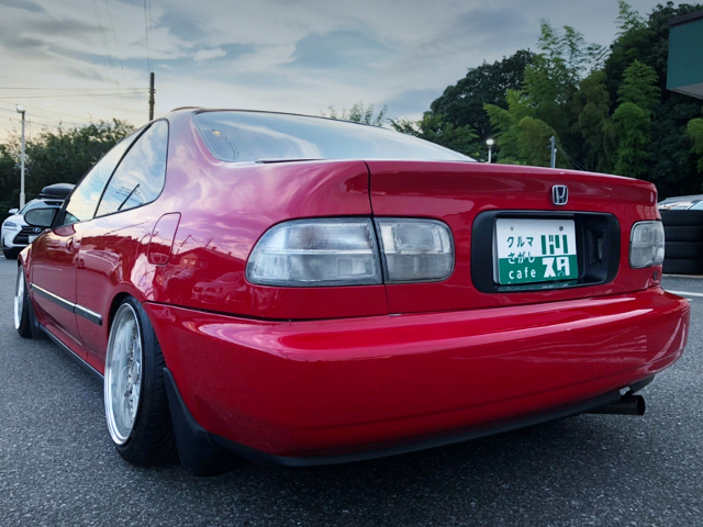 REAR EXTERIOR of LEFT HAND DRIVE EJ1 CIVIC COUPE.