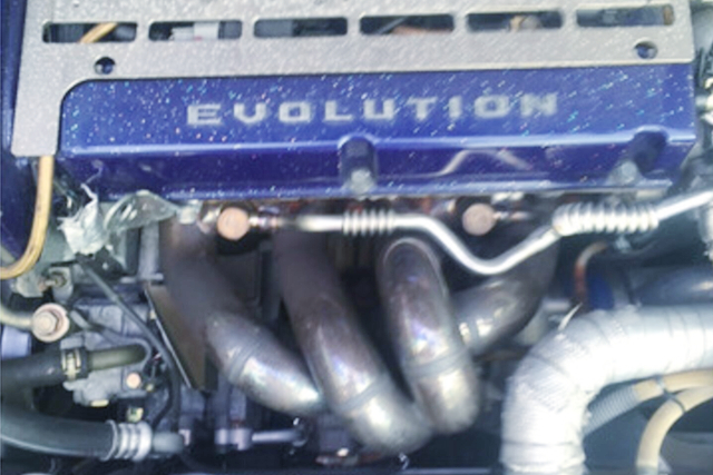 EXHAUST MANIFOLD on 4G63T.