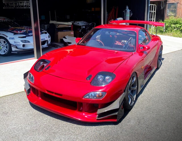 FRONT EXTERIOR of RE-AMEMIYA WIDEBODY FD3S RX-7.